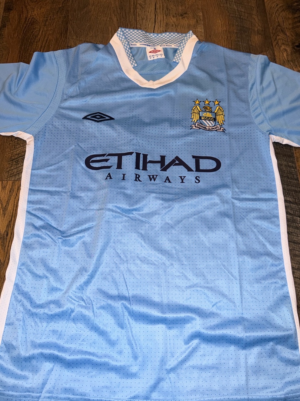 Umbro Men’s Manchester City Jersey #16 Sergio “Kun” Aguero Size M